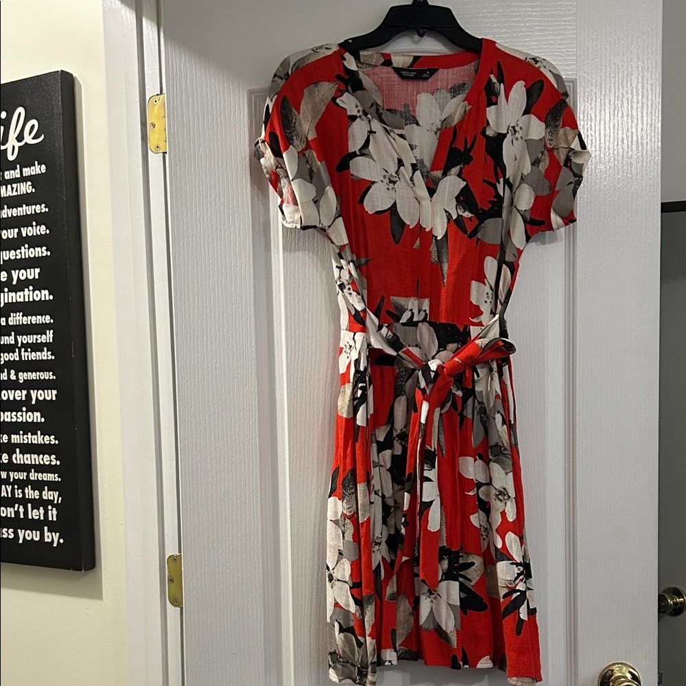 Simply Vera Vera Wang deep state range Floral Tie-Waist Mini Dress